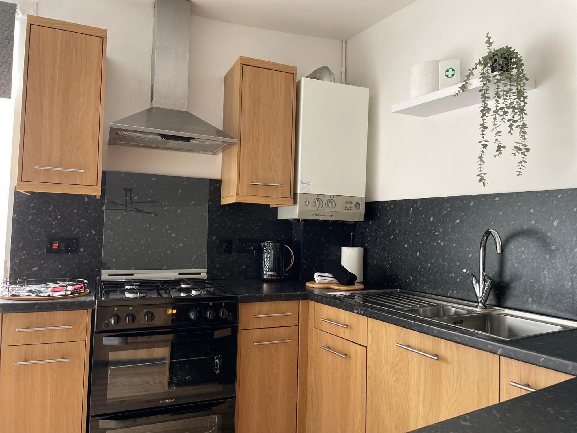Flat 1 Διαμέρισμα Λάμπετερ Εξωτερικό φωτογραφία
